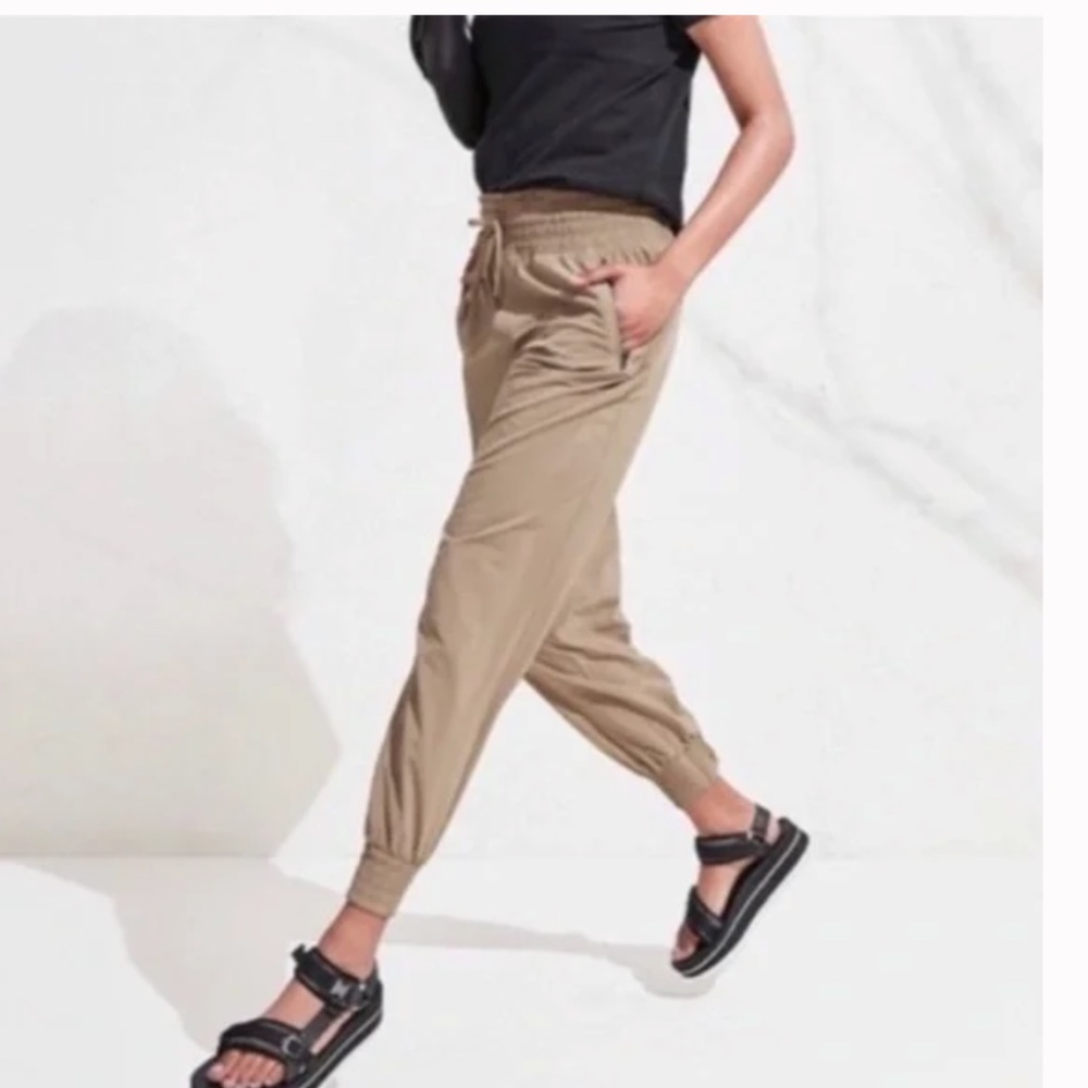 ATHLETA Camden Jogger in Brownstone Beige 6 - Picture 3 of 8